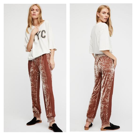 FREE PEOPLE HAH HOT AS HELL 1 Track Mind Pants Women Small Crushed Velvet Jogger - Picture 1 of 16